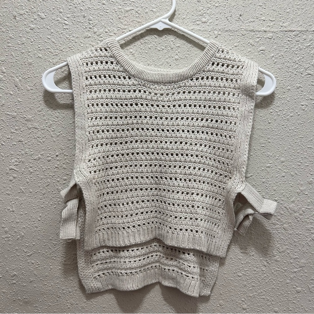 PINK REPUBLIC Girls Sweater Vest Size Medium 10/12